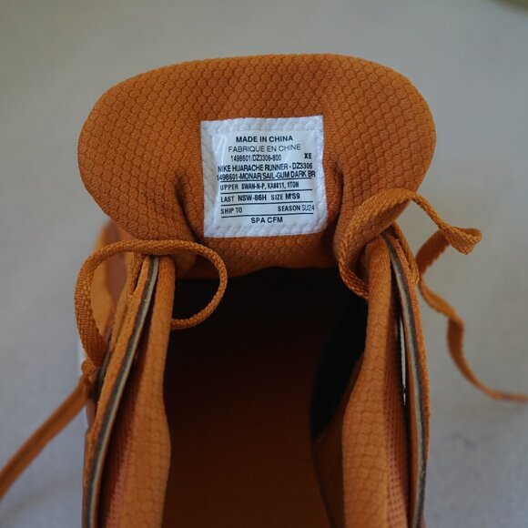 Sample Nike Air Huarache Runner DZ3306-800 Monar/Sail -Gum Dark BR Men's Size: 9 - Picture 14 of 16
